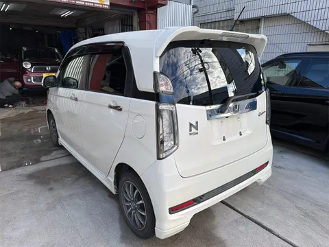 Honda N-WGN Custom