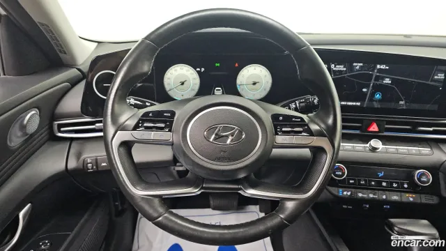 Hyundai Elantra (Avante)