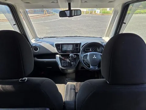 Mitsubishi eK Space Custom