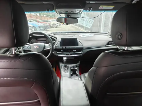 Cadillac CT4