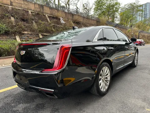 Cadillac XTS