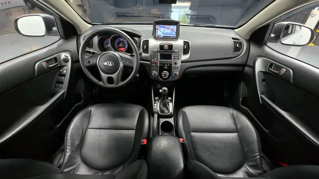 Kia Cerato (Forte)