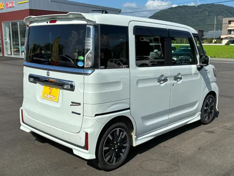 Suzuki Spacia Custom