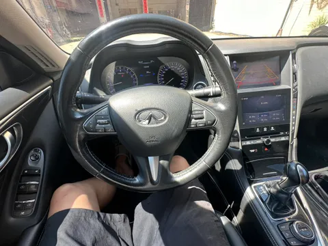 Infiniti Q50L
