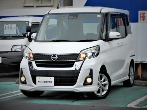 Nissan Dayz Roox
