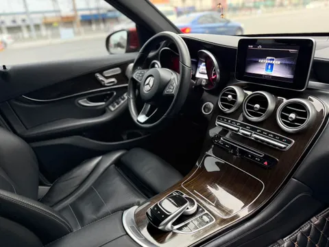 Mercedes-Benz Mercedes-Benz GLC