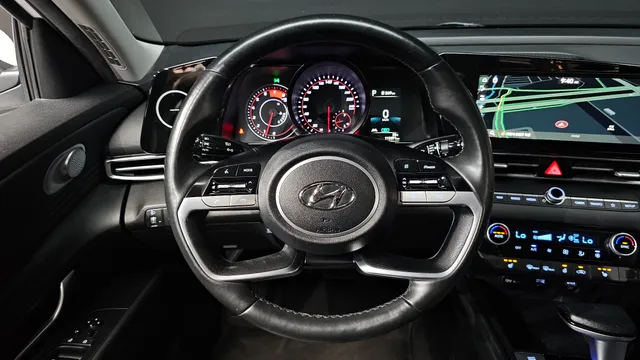 Hyundai Elantra (Avante)