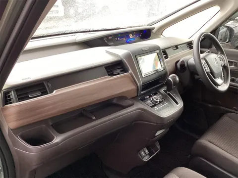 Honda Freed Plus