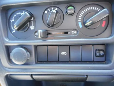 Nissan Clipper Truck