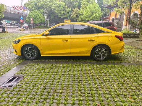 MG MG5