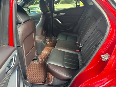 Mazda CX-4
