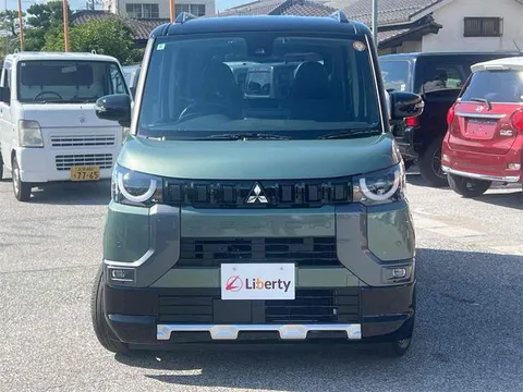 Mitsubishi Delica Mini