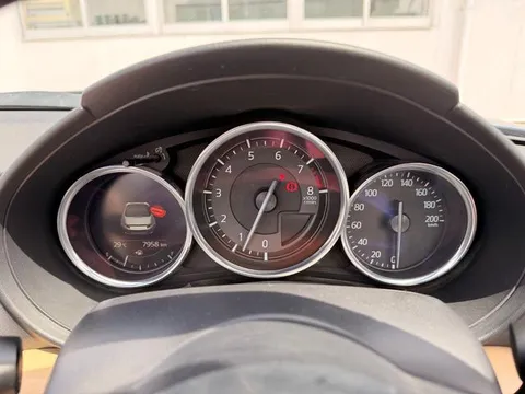 Mazda MX-5 (Roadster)