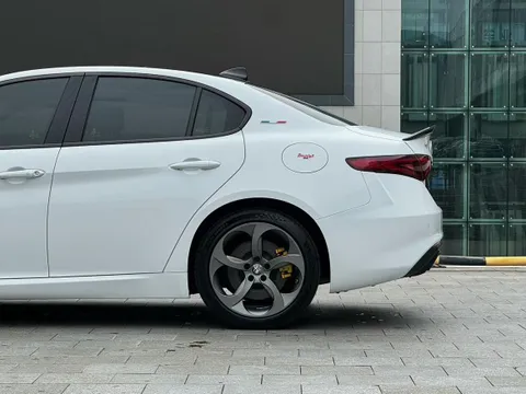 Alfa Romeo Giulia