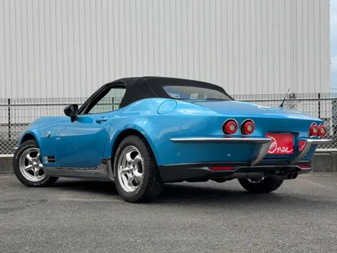 Mazda MX-5 (Roadster)