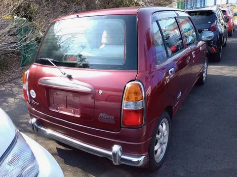 Daihatsu Mira Gino