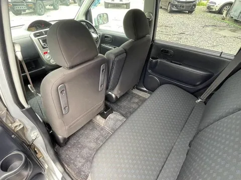 Nissan Otti