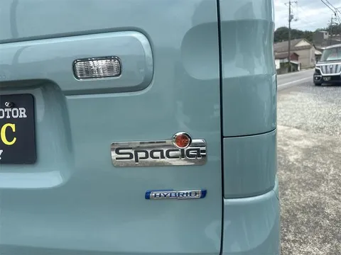 Suzuki Spacia