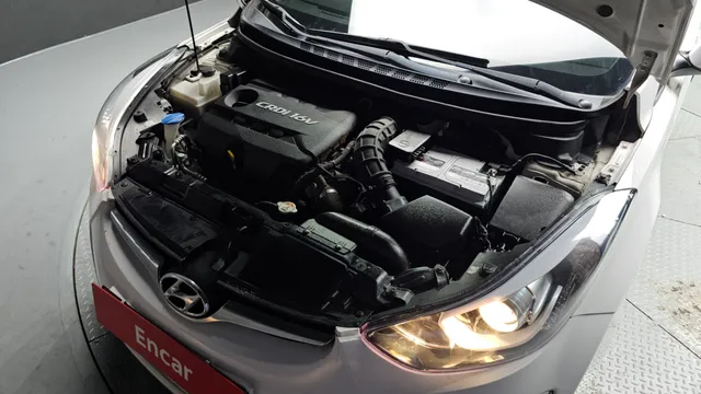 Hyundai Elantra (Avante)