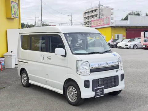 Nissan Clipper Rio