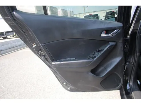 Mazda Axela Sport