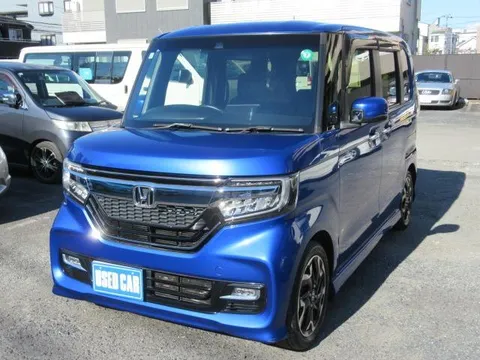 Honda N-BOX Custom