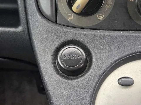 Subaru R2