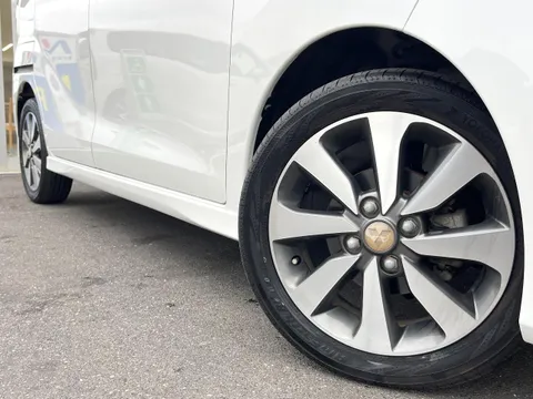 Mitsubishi eK Space Custom
