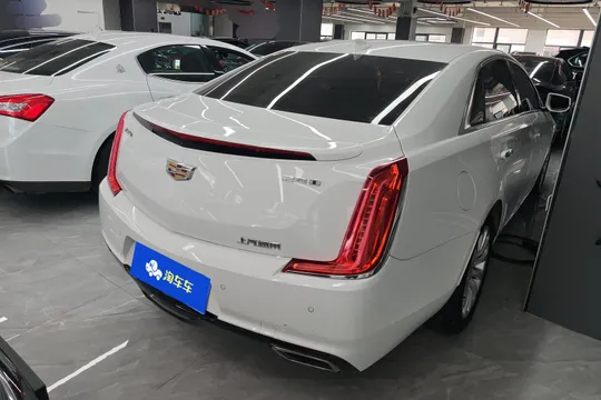 Cadillac XTS