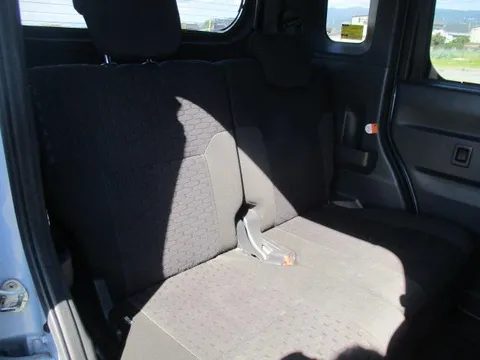 Toyota Pixis Mega