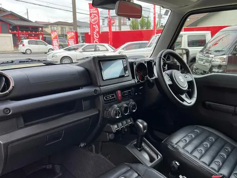 Suzuki Jimny Sierra