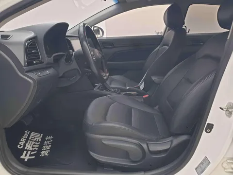 Hyundai Elantra (Avante)
