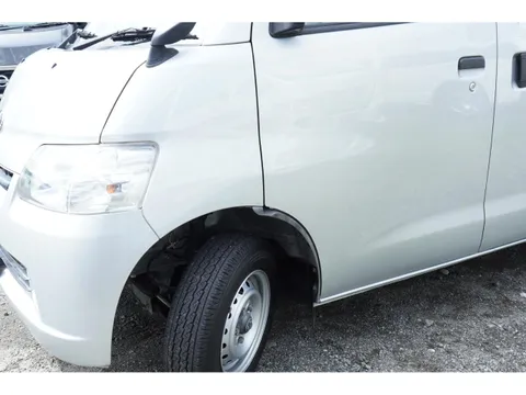 Toyota TownAce Van