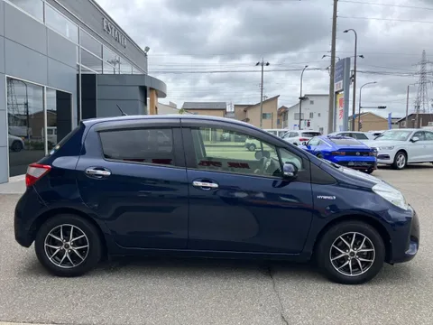 Toyota Yaris (Vitz)
