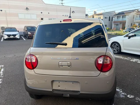 Suzuki Alto Lapin