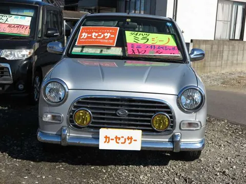 Daihatsu Mira Gino