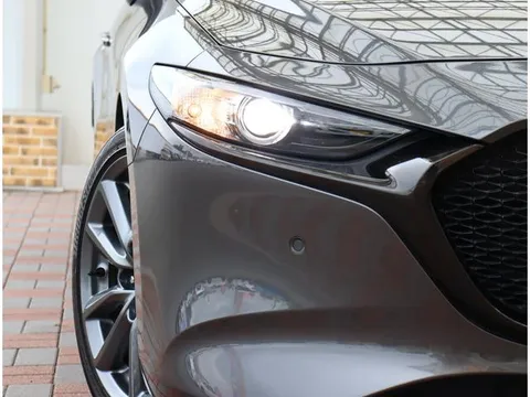 Mazda MAZDA3 Fastback