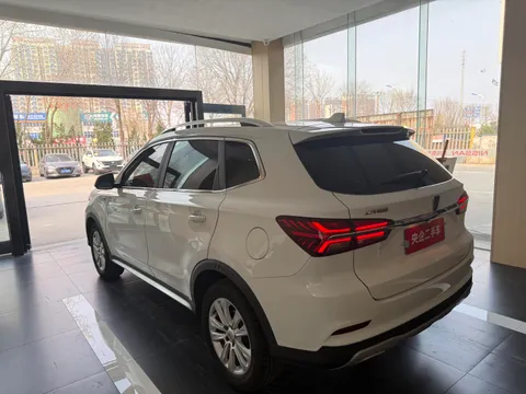 Roewe RX5