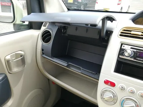 Nissan Otti