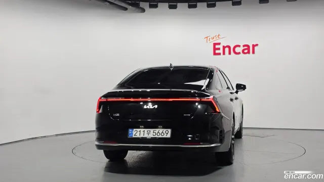 Kia K8