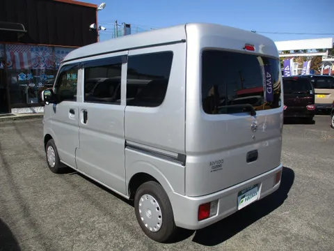 Nissan Clipper