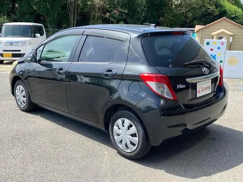 Toyota Yaris (Vitz)