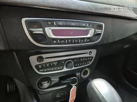 Renault SM3