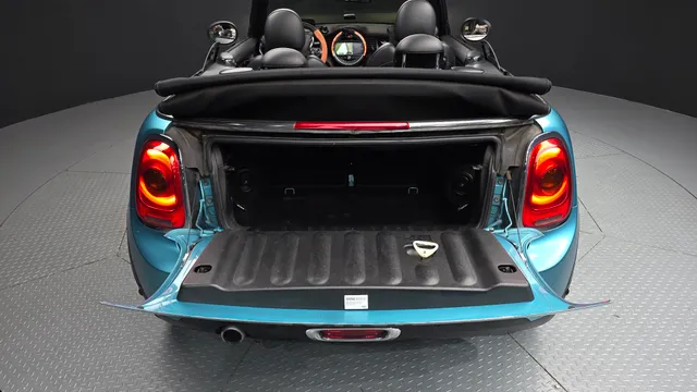 MINI Cooper Convertible