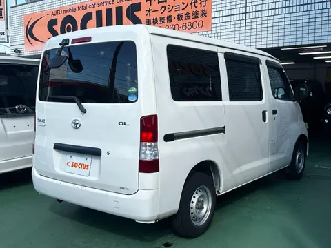 Toyota TownAce Van