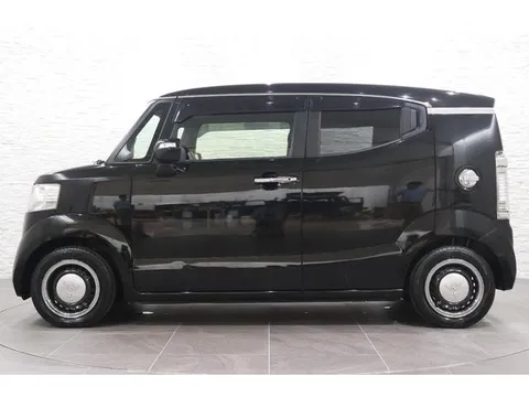 Honda N-BOX Slash