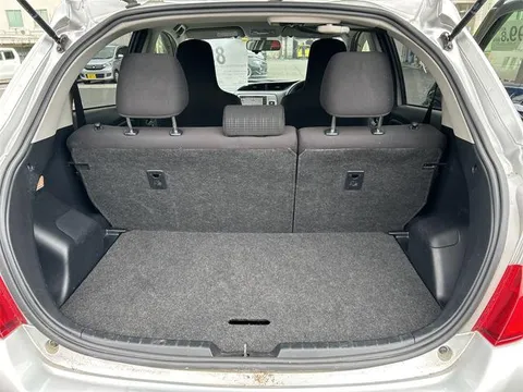 Toyota Yaris (Vitz)