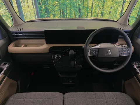 Mitsubishi Delica Mini