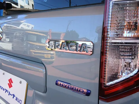 Suzuki Spacia