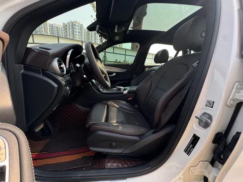Mercedes-Benz Mercedes-Benz GLC